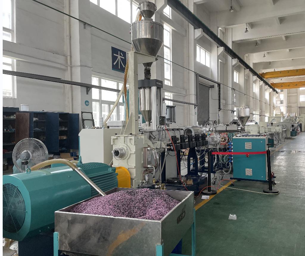 PPR soyuq və isti su borusu ekstruder istehsal avadanlığı